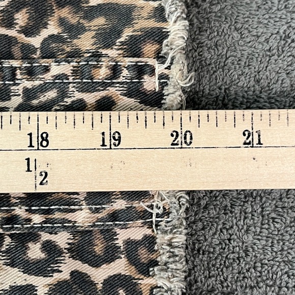 Free People Jacket Womens Small Black Brown Leopard Print Denim Cropped‎ Raw Hem - Picture 8 of 9